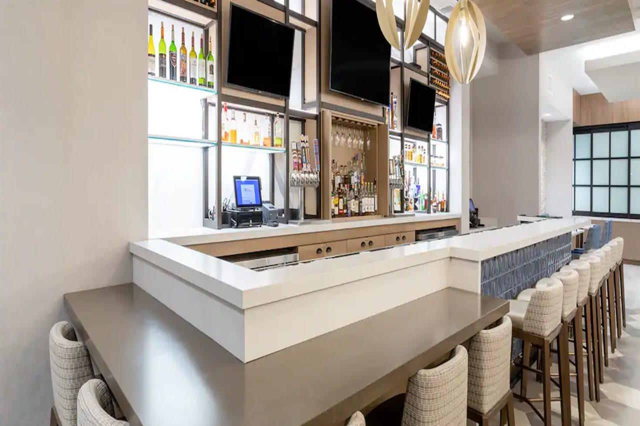 Hilton Garden Inn Albuquerque Downtown, Nm Bagian luar foto